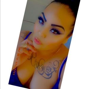 Meet your Posher, Cristina